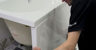 Установка экрана под ванну - цена за работу от 4140 руб. в Заволжье